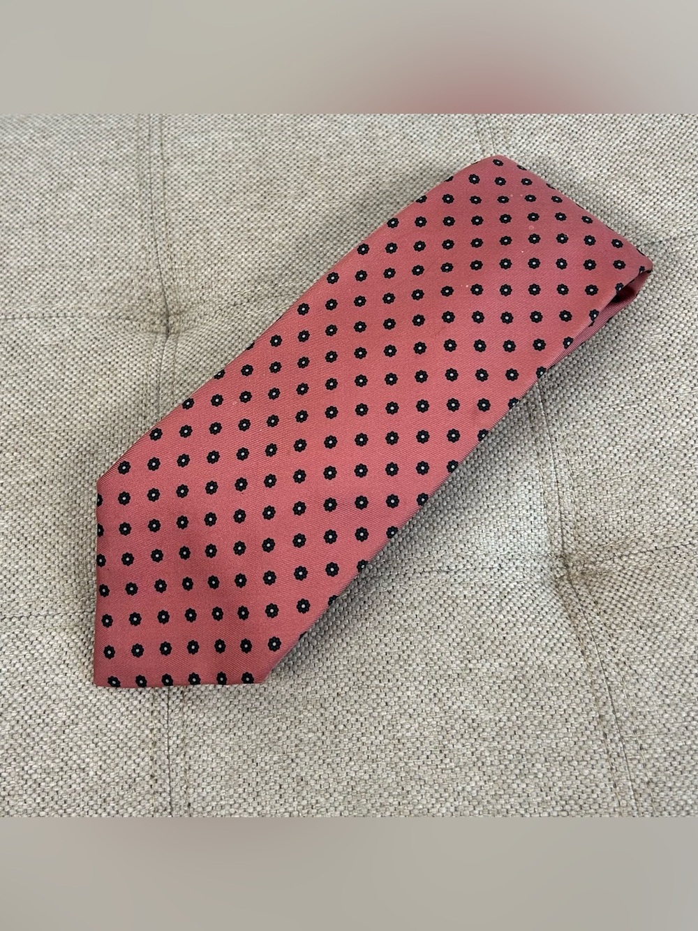 Brooks Brothers Makers Tie 56X3.5” Silk Pink Floral Printed In England Vintage